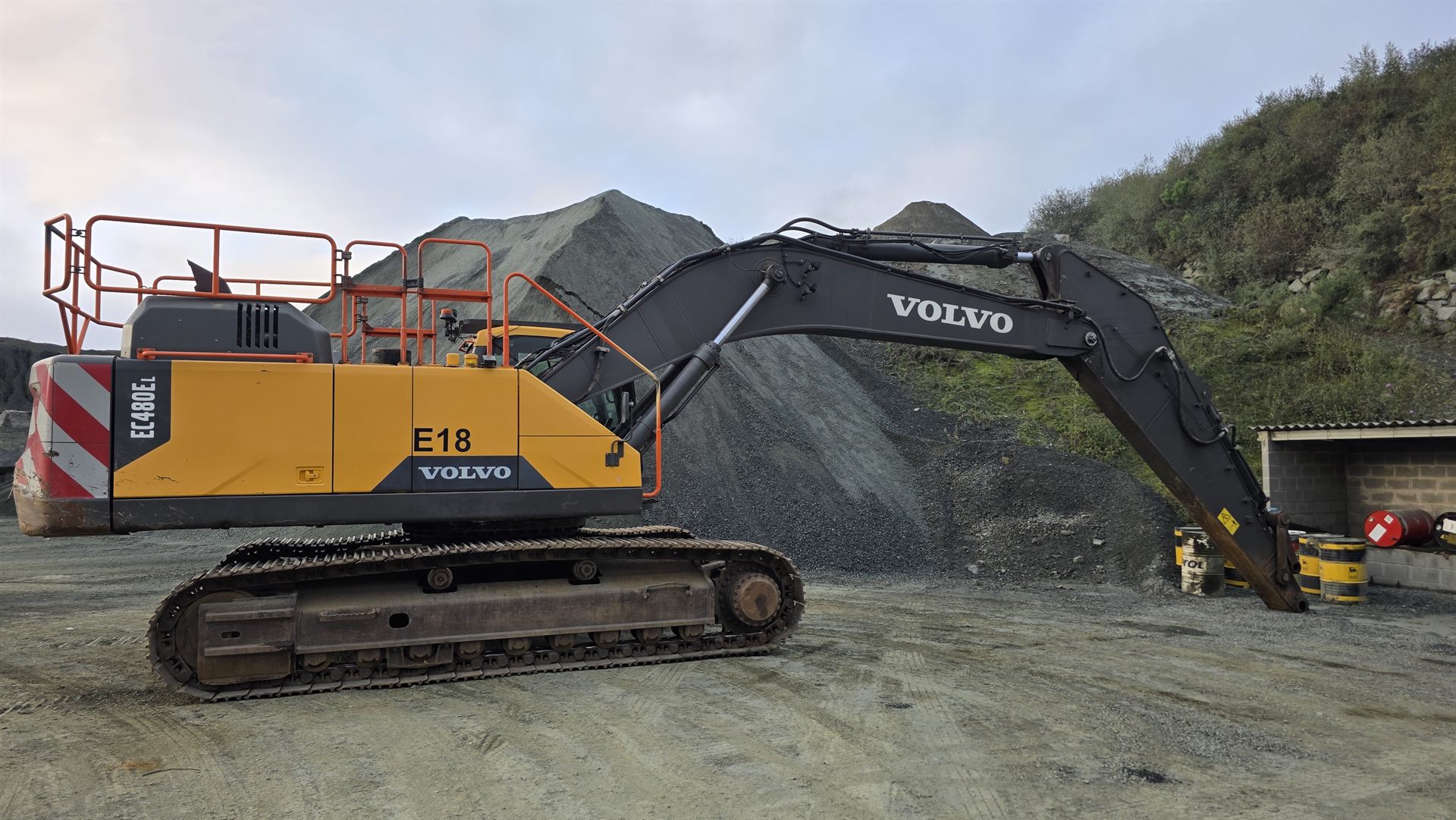 Volvo EC480EL excavadora de cadenas largo alcance